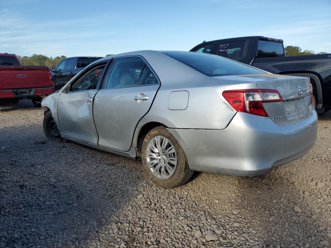 TOYOTA CAMRY L