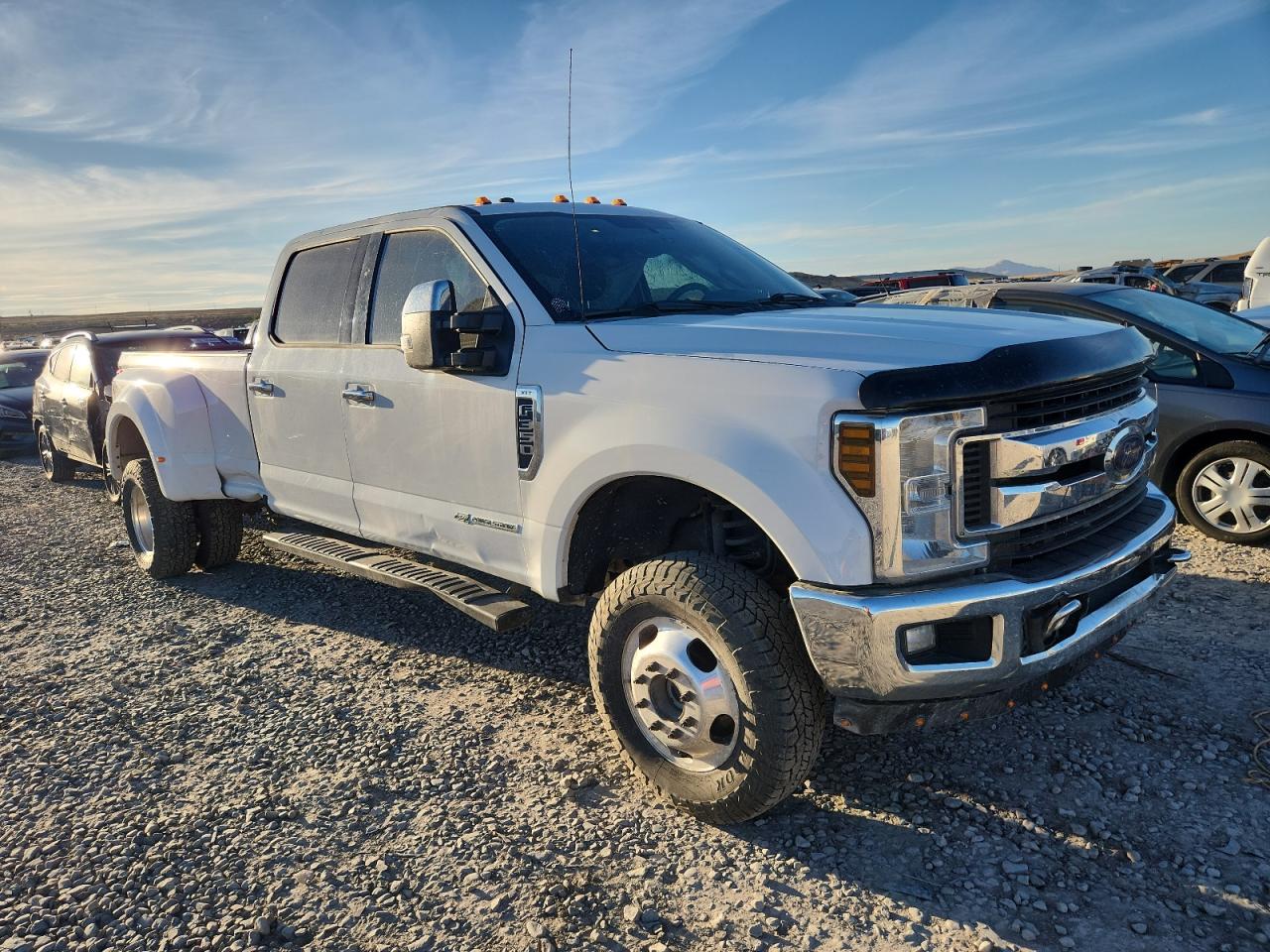 FORD F-350 SUPER DUTY