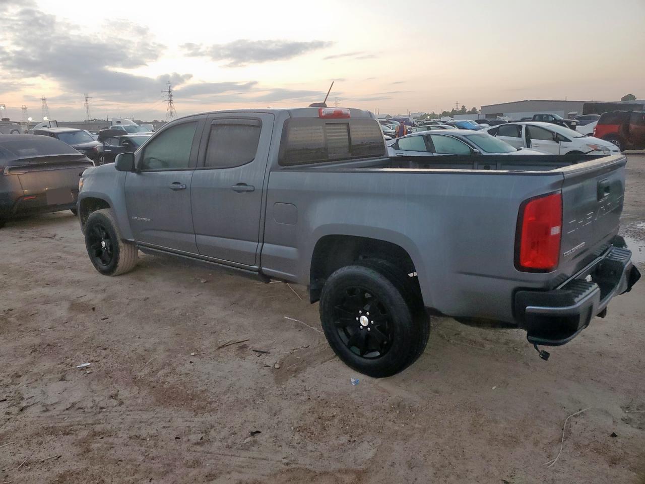CHEVROLET COLORADO LT