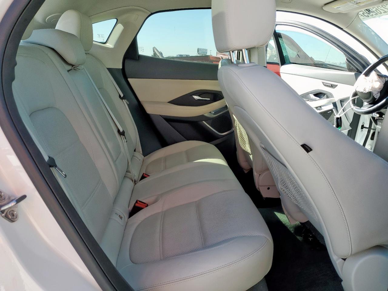 JAGUAR E-TYPE E-PACE