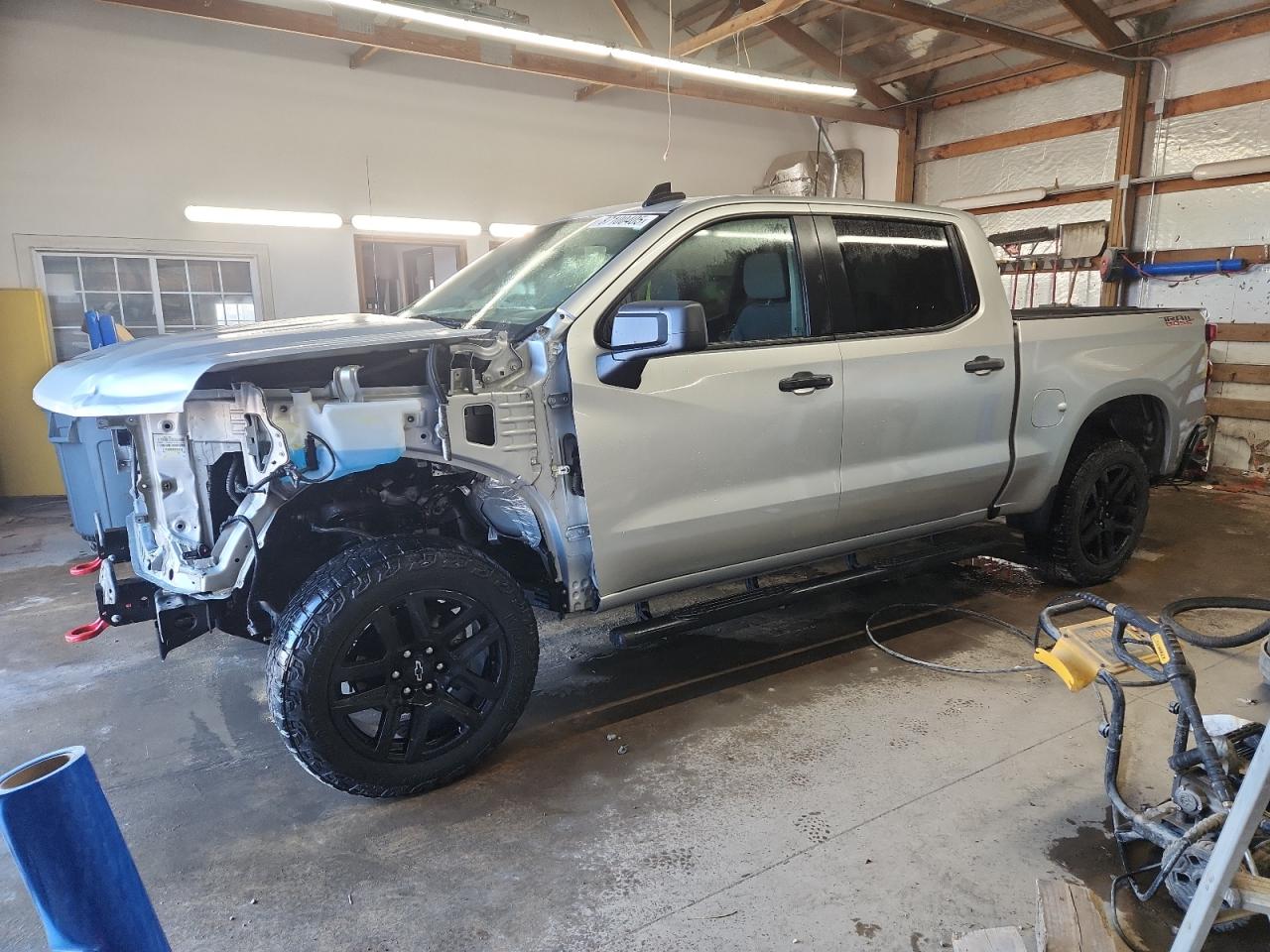 CHEVROLET SILVERADO K1500 TRAIL BOSS CUSTOM