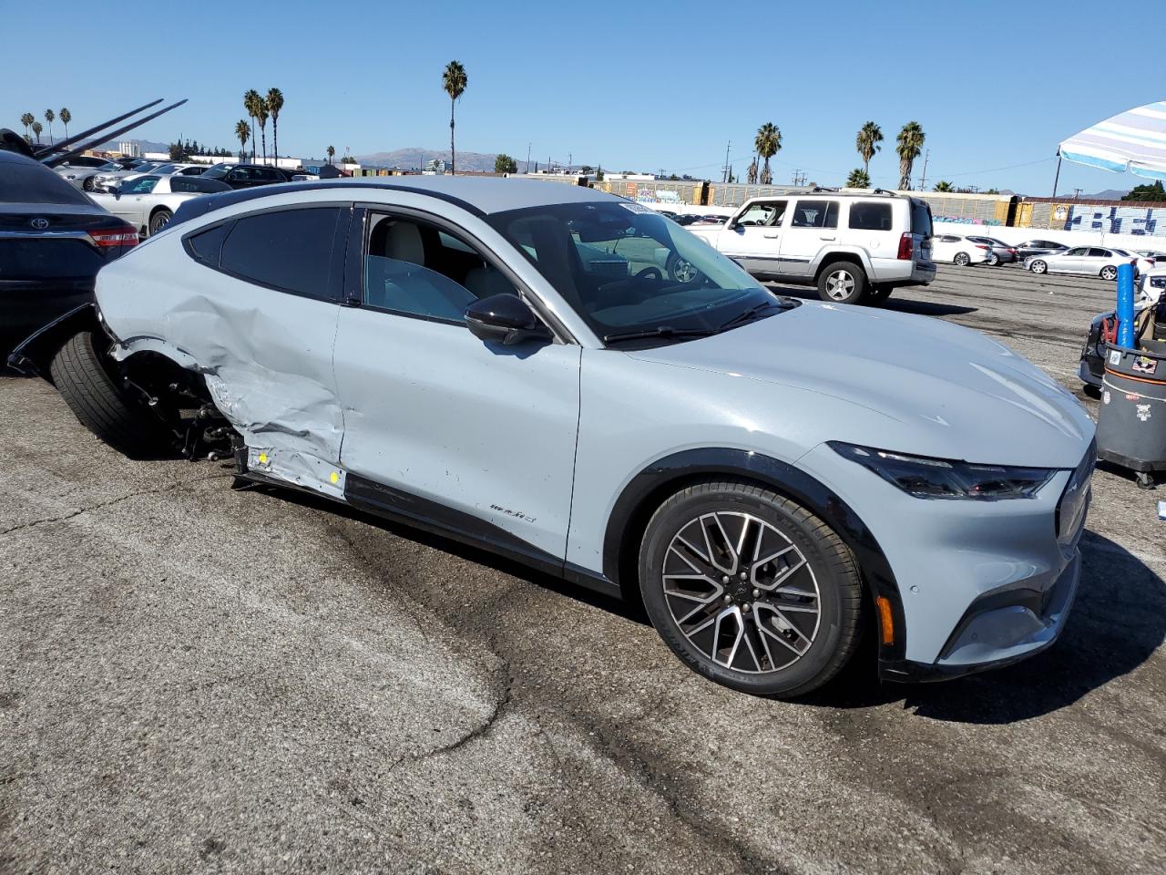 FORD MUSTANG PREMIUM