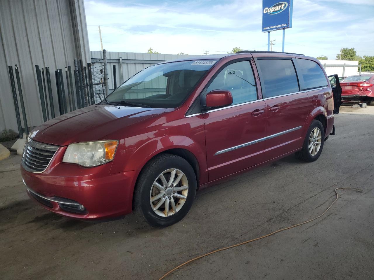 CHRYSLER TOWN & COUNTRY TOURING