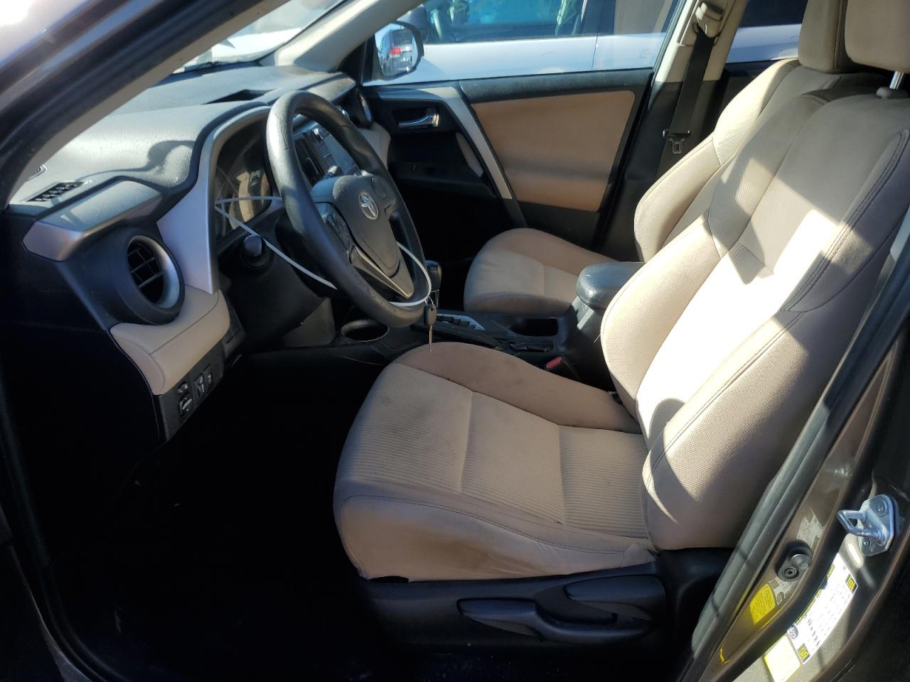 Lot #3316824433 2015 TOYOTA RAV4 XLE