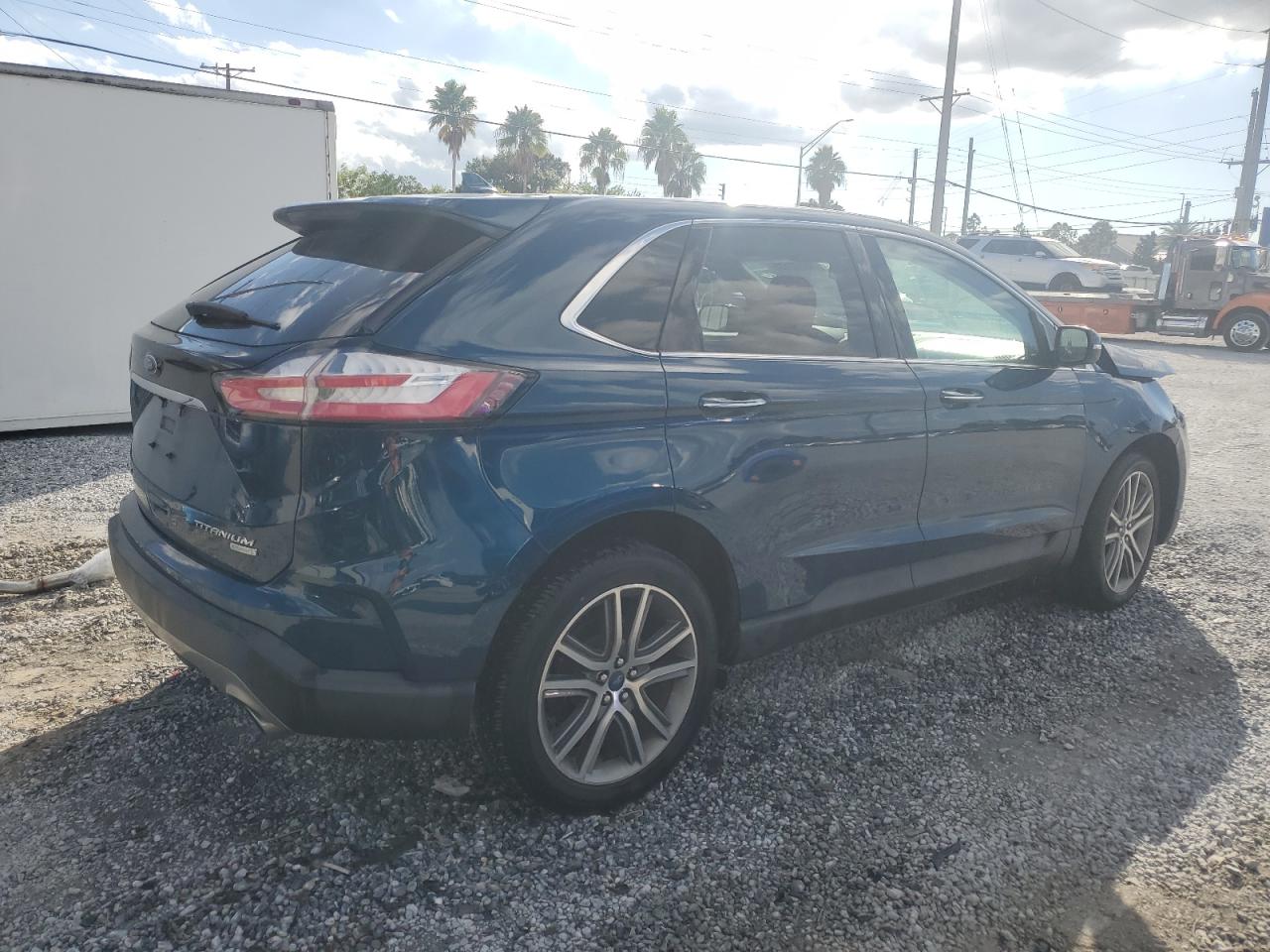 FORD EDGE TITANIUM
