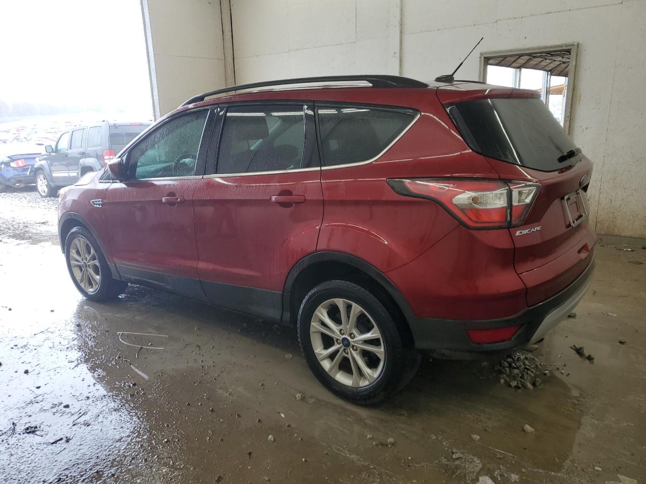 FORD ESCAPE SE