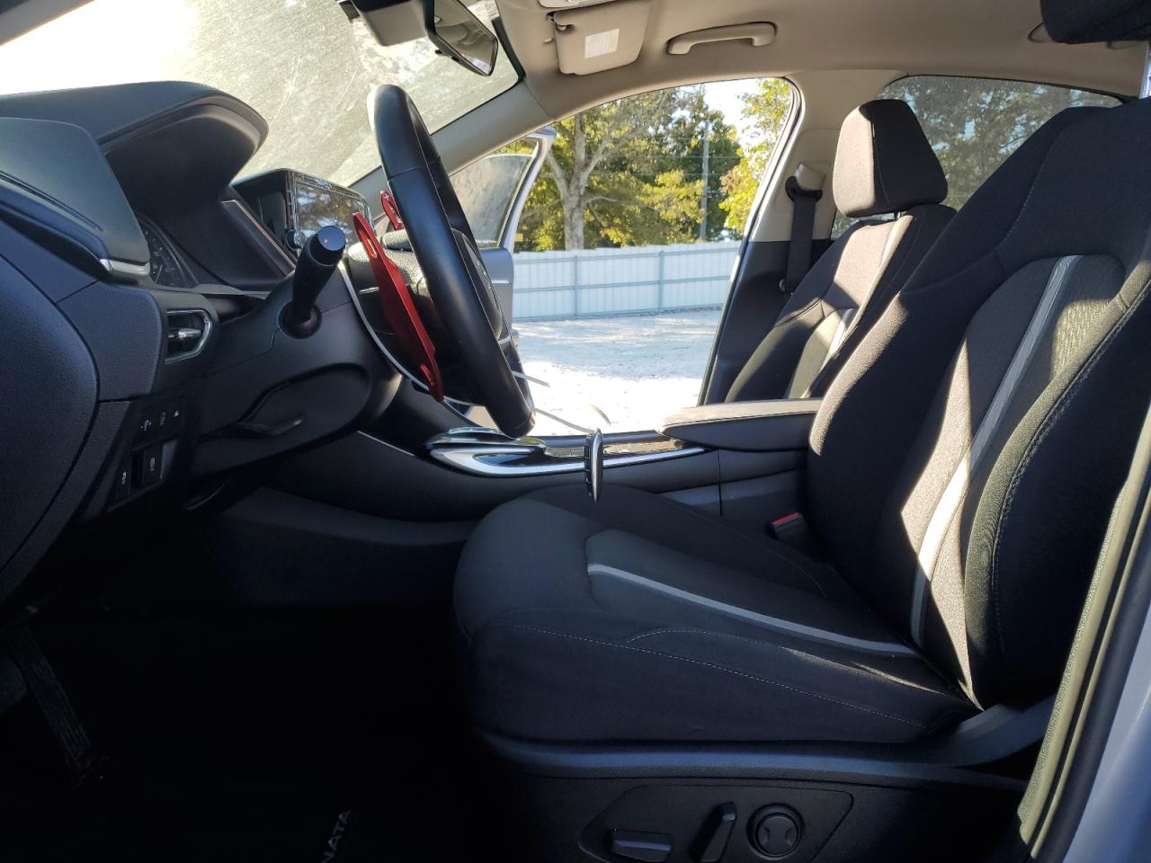 HYUNDAI SONATA HYBRID