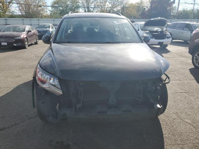 2016 VOLKSWAGEN TIGUAN S - WVGBV7AX3GW564355