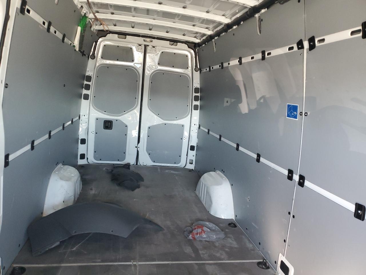 MERCEDES-BENZ SPRINTER 2500