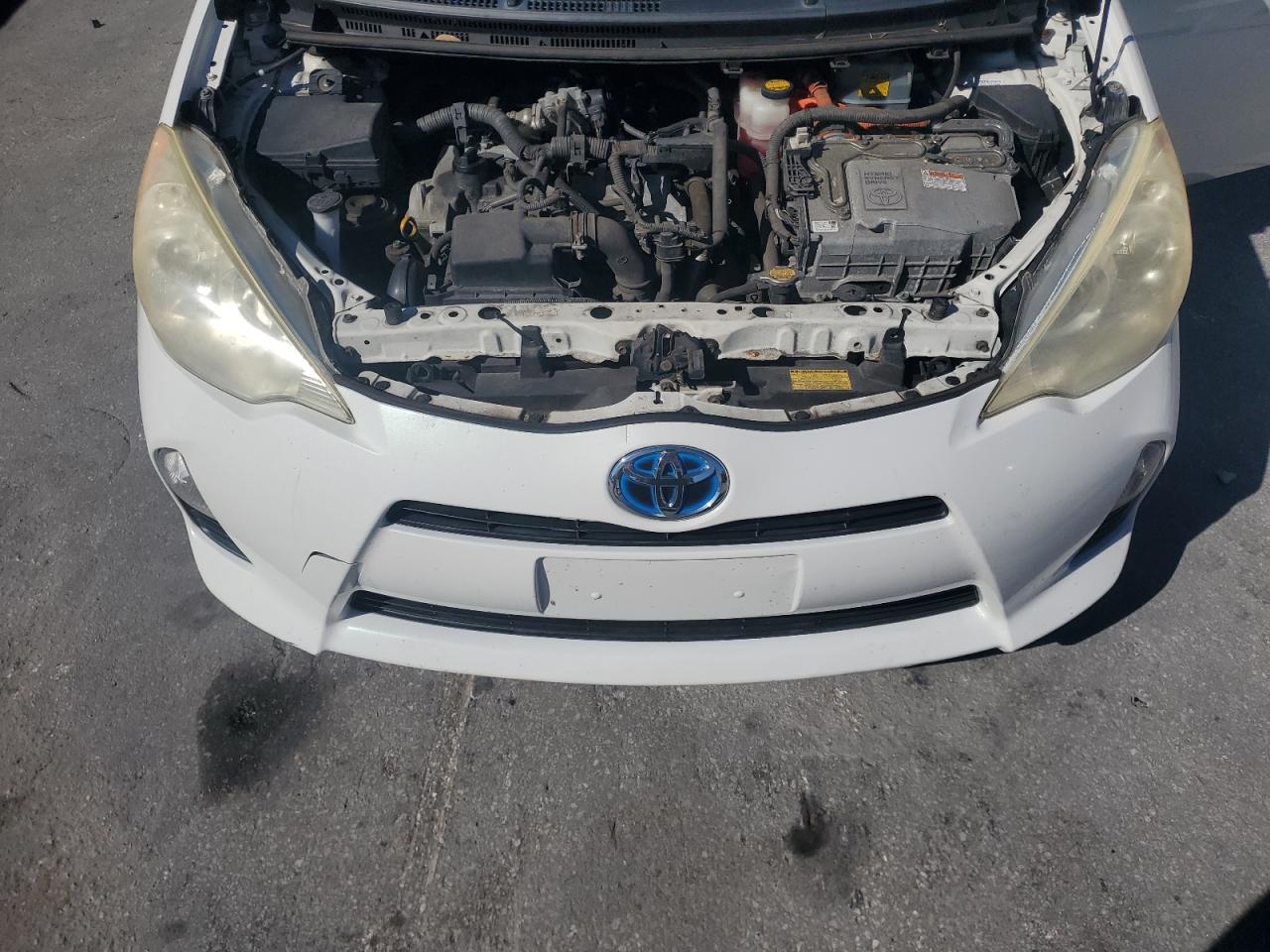 TOYOTA PRIUS C
