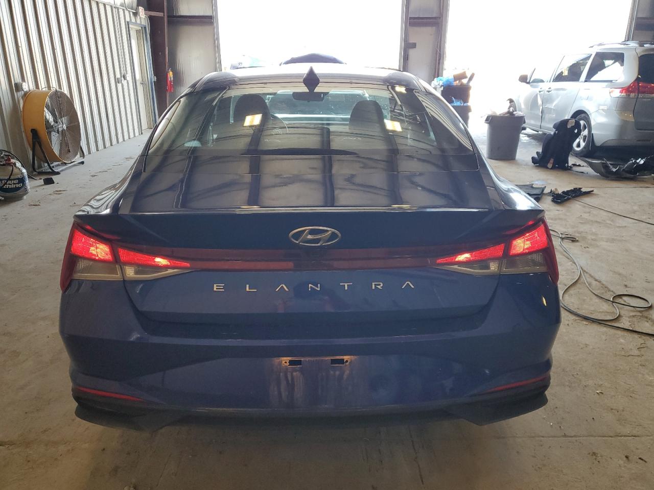 HYUNDAI ELANTRA SEL
