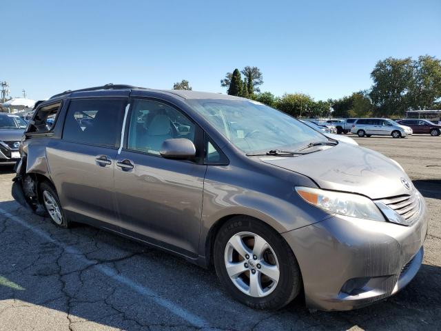 2015 TOYOTA SIENNA LE #3311634232