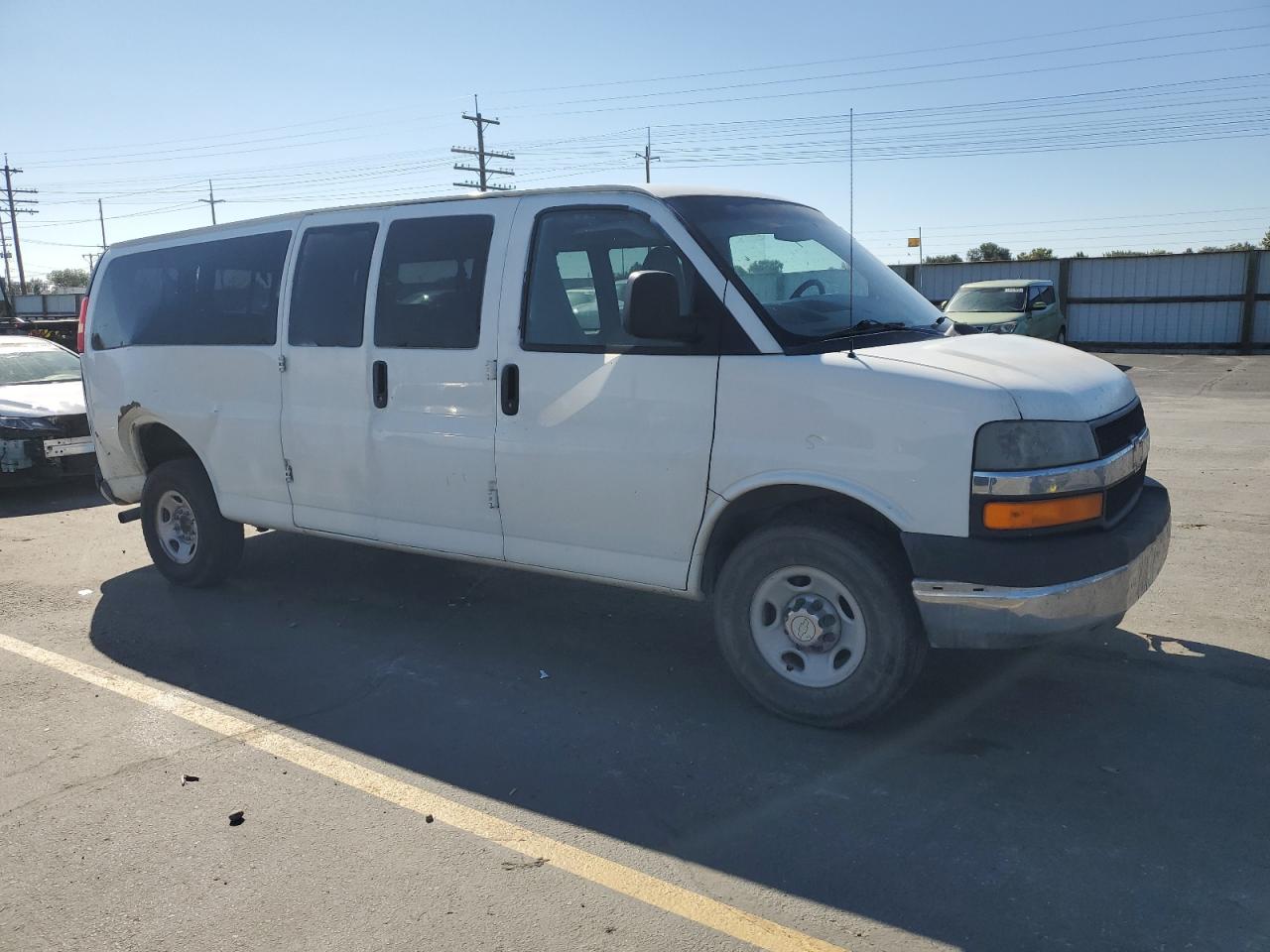 CHEVROLET EXPRESS LT