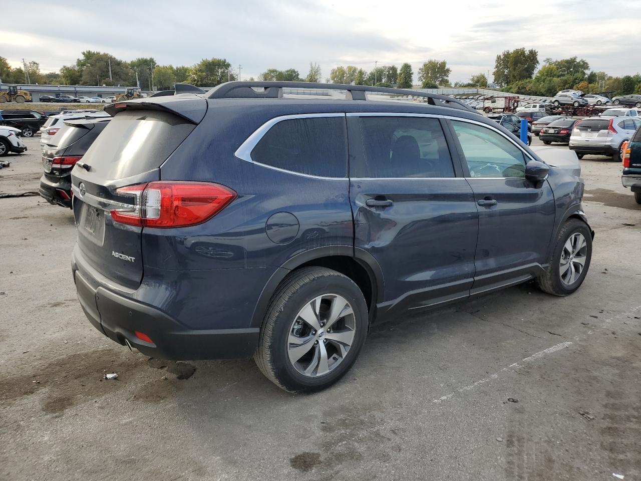 SUBARU ASCENT PREMIUM