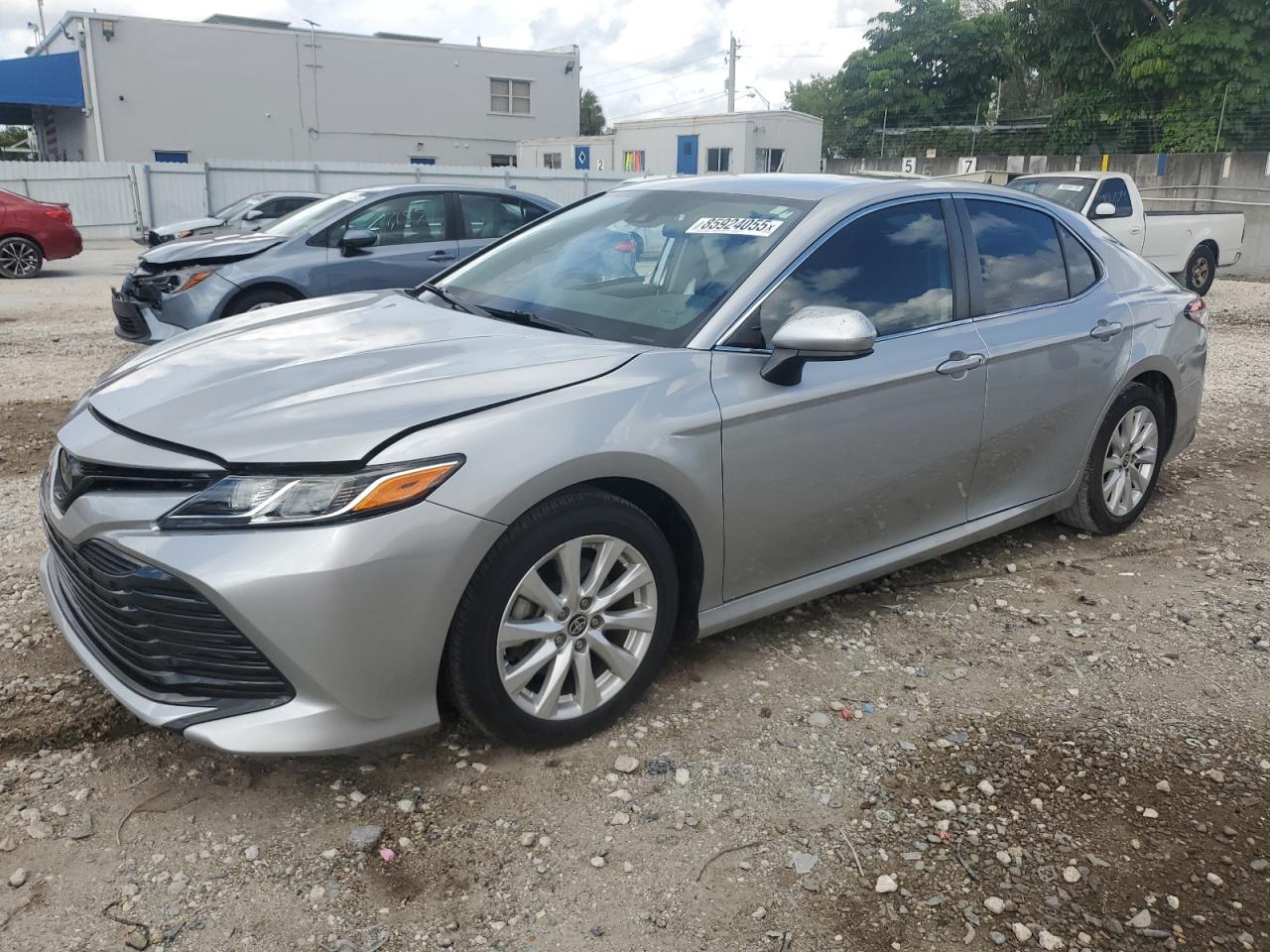 TOYOTA CAMRY LE