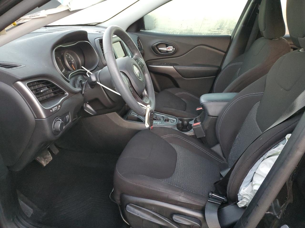 JEEP GRAND CHEROKEE LATITUDE