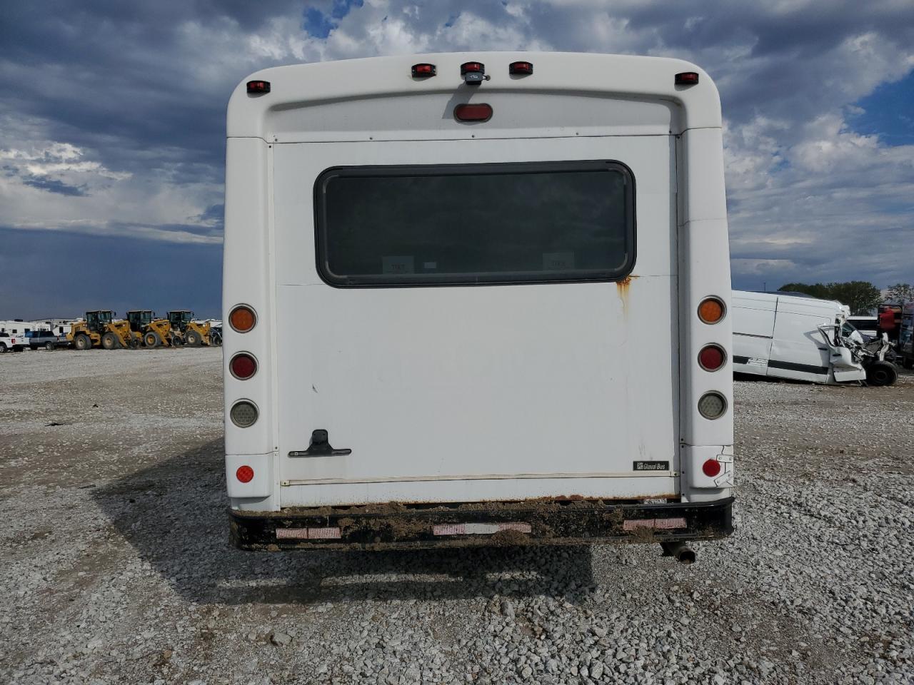 Lot #3283855434 2016 FORD ECONOLINE E450 SUPER DUTY CUTAWAY VAN