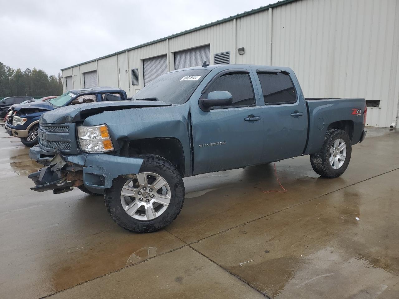 CHEVROLET SILVERADO K1500 LT