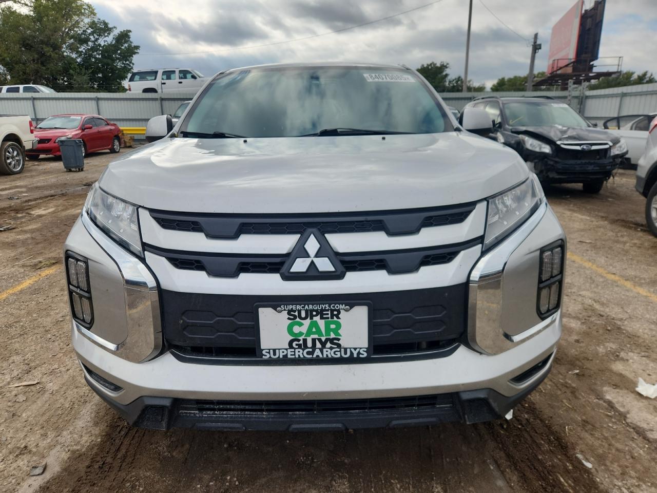 MITSUBISHI OUTLANDER ES