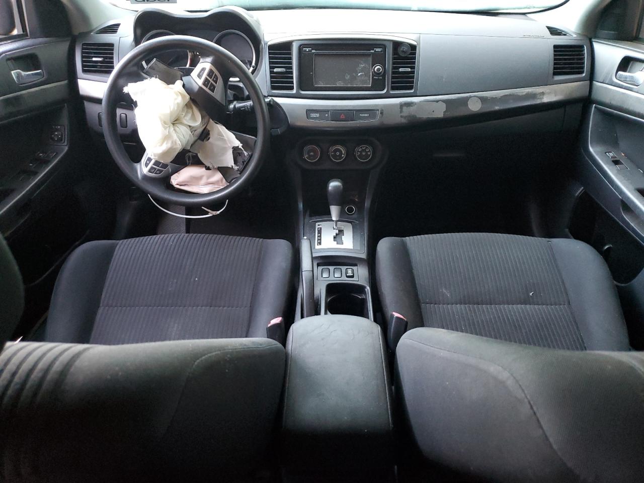 MITSUBISHI LANCER SE