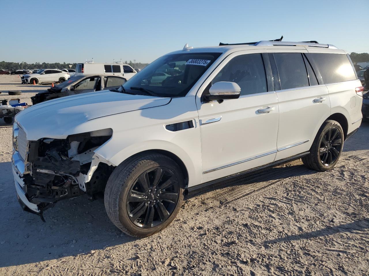 LINCOLN NAVIGATOR RESERVE