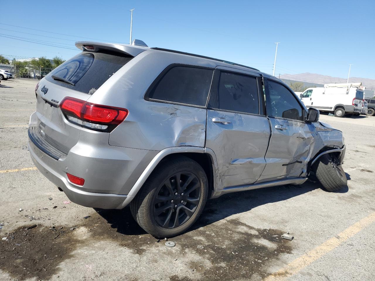 JEEP GRAND CHEROKEE LAREDO