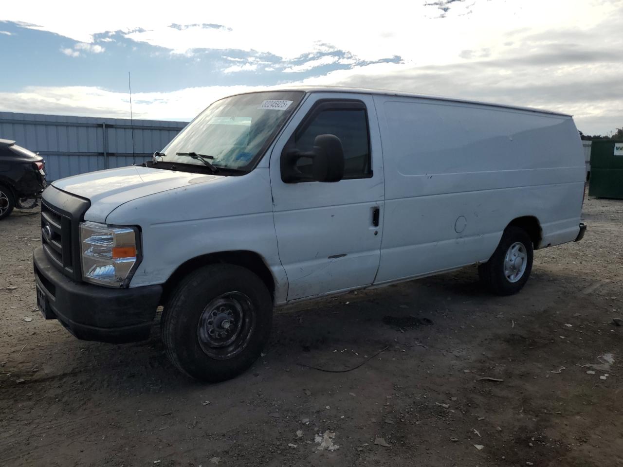 FORD ECONOLINE E250 VAN