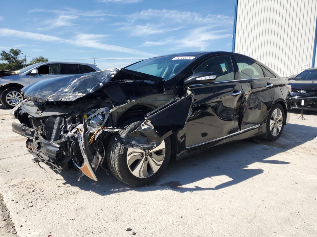 HYUNDAI SONATA HYBRID