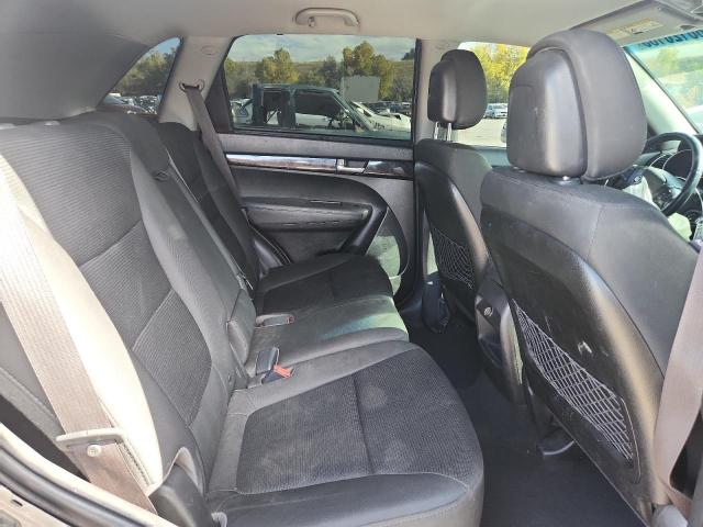2014 KIA SORENTO LX - 5XYKTCA68EG475885