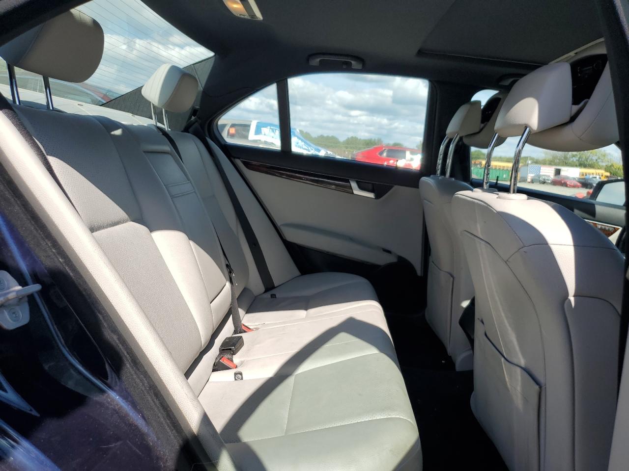 MERCEDES-BENZ C-CLASS 300 4MATIC