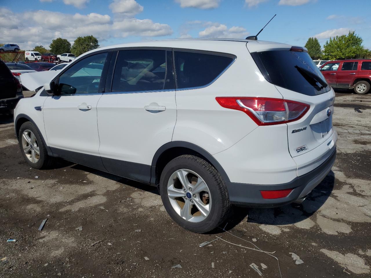 FORD ESCAPE SE