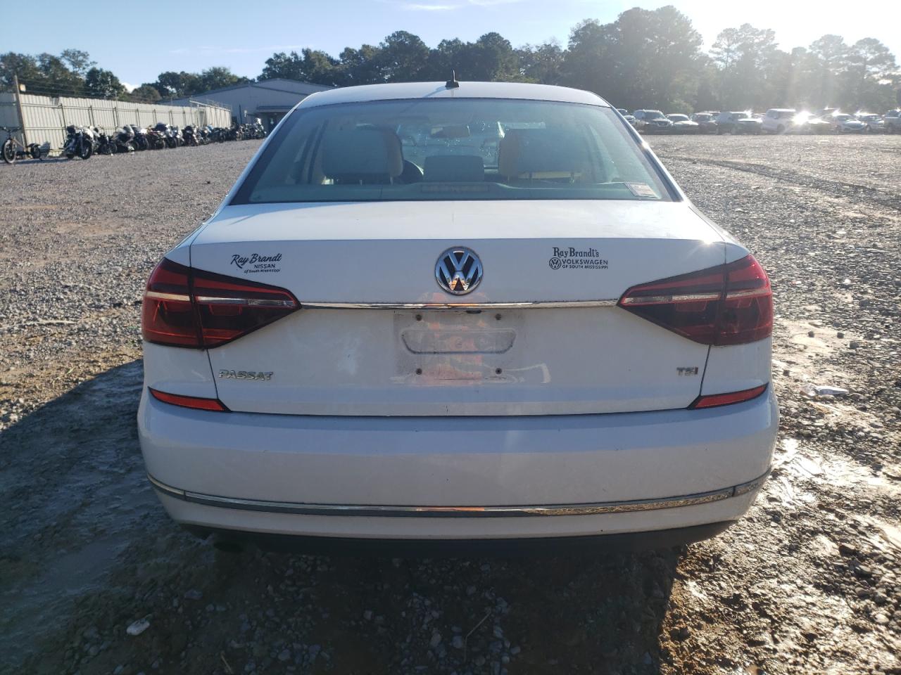 VOLKSWAGEN PASSAT S