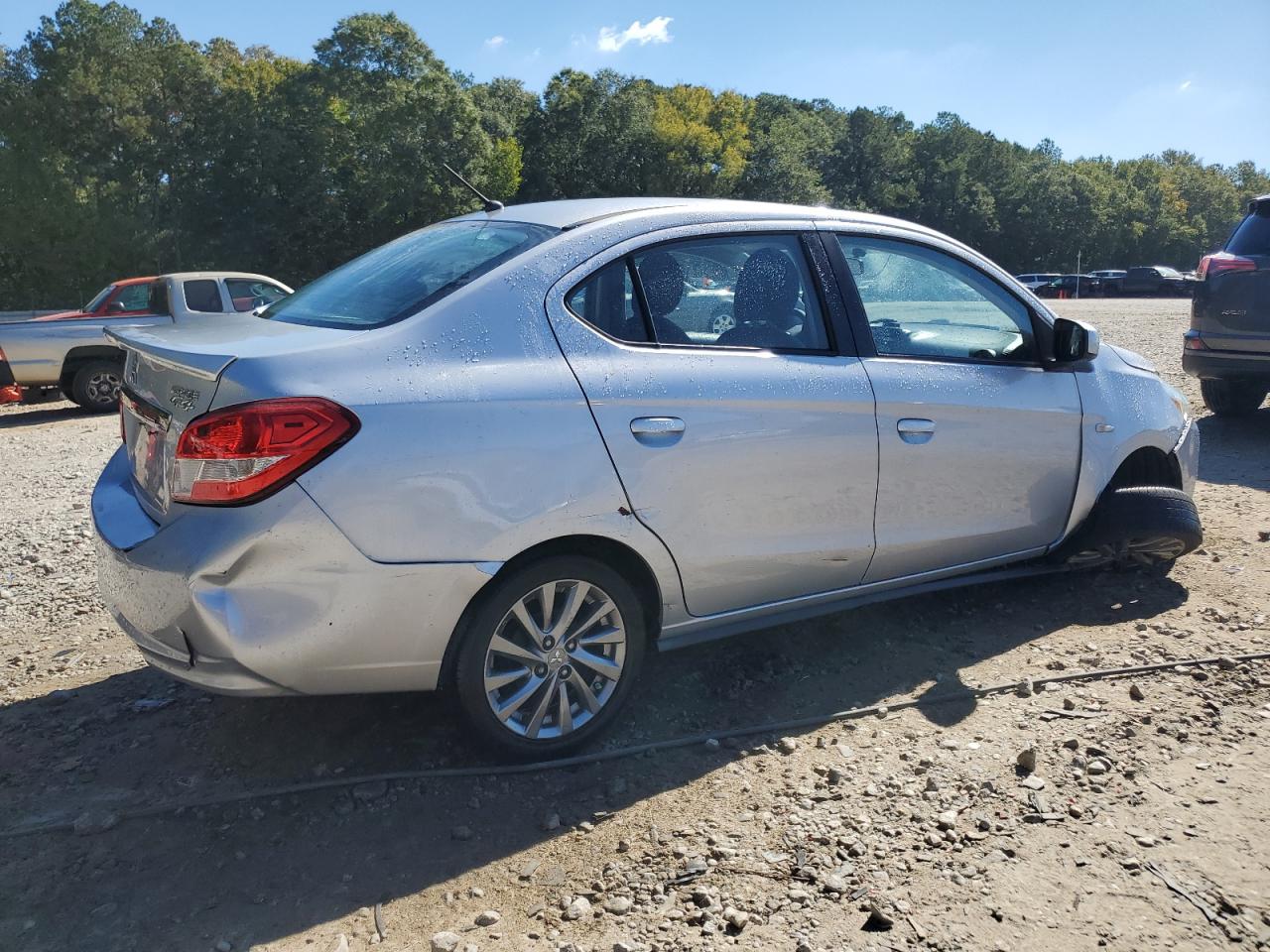 MITSUBISHI MIRAGE G4 ES