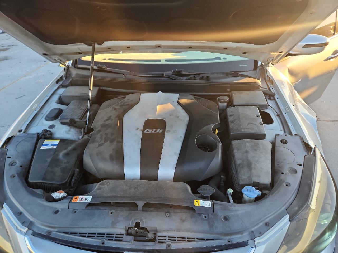 HYUNDAI GENESIS 3.8L