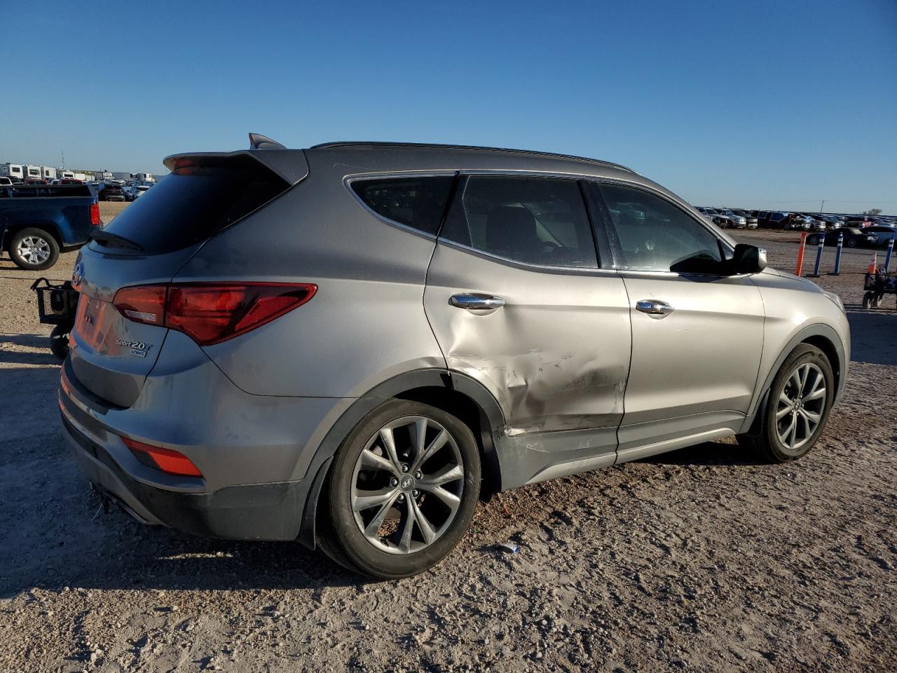 HYUNDAI SANTA FE SPORT