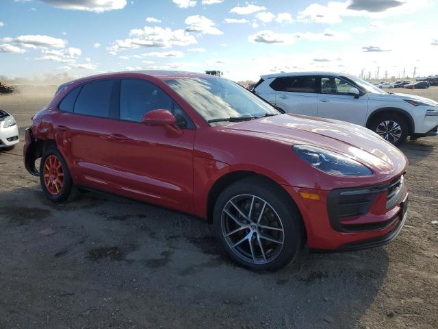 2025 PORSCHE MACAN BASE #3278880035