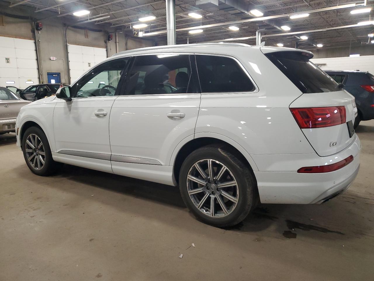 AUDI Q7 PREMIUM PLUS