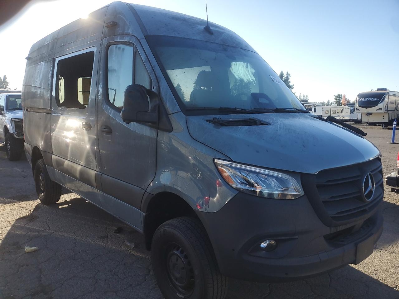 MERCEDES-BENZ SPRINTER 2500