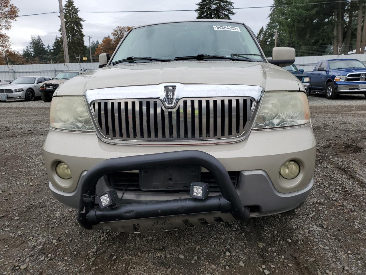 Lot #3305655736 2004 LINCOLN NAVIGATOR