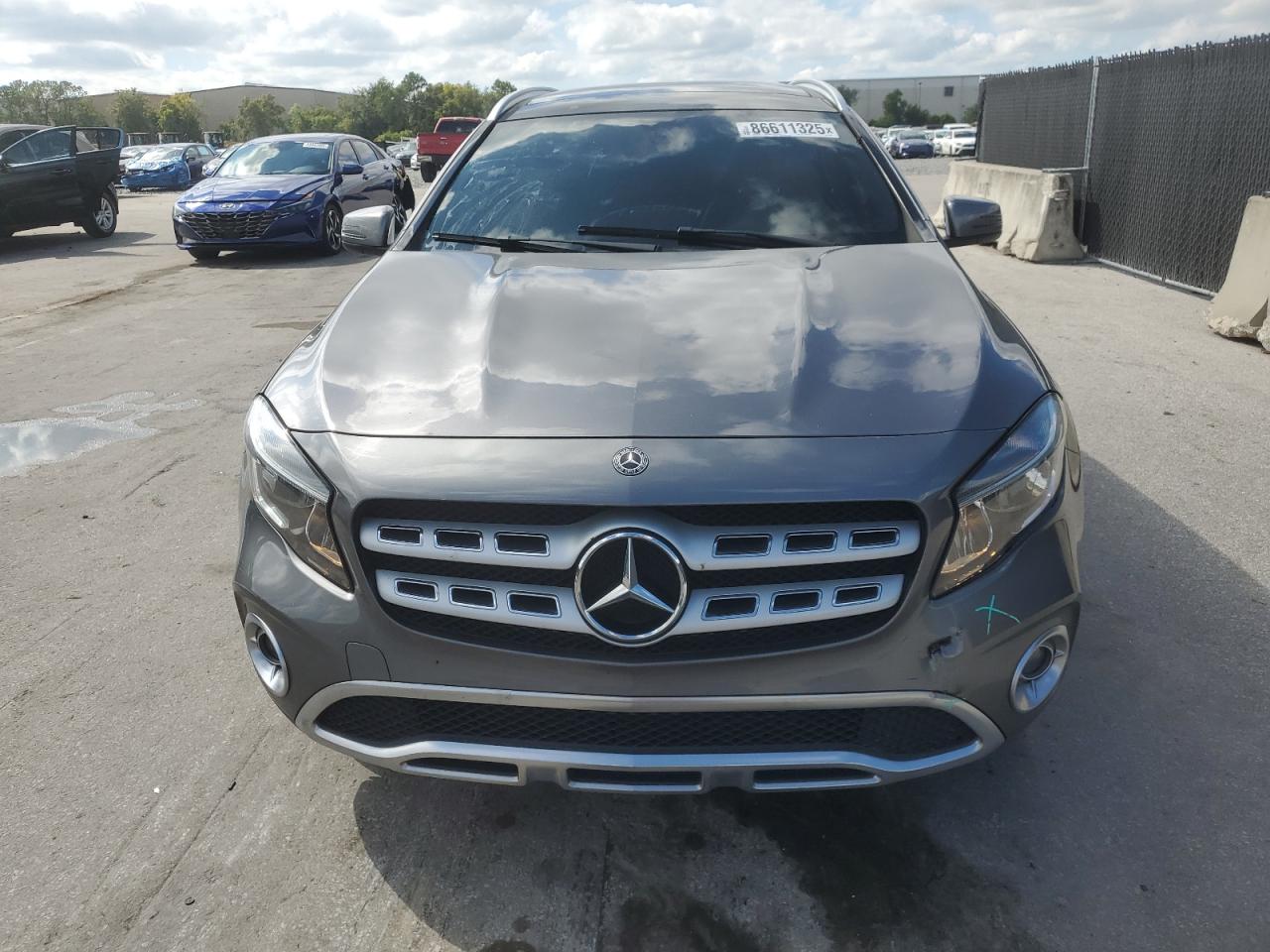 MERCEDES-BENZ GLA-CLASS 250