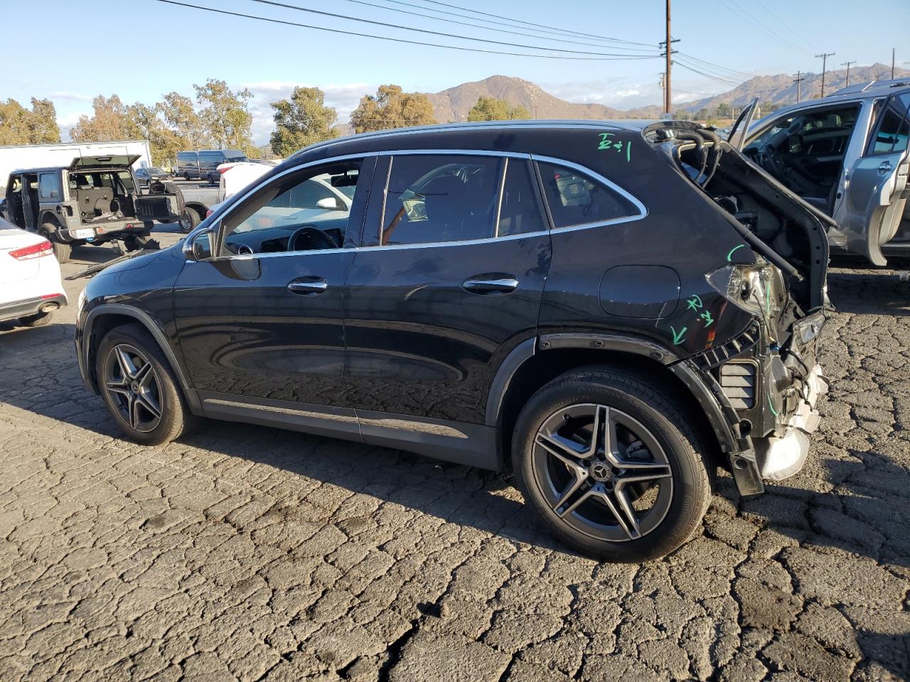 MERCEDES-BENZ GLA-CLASS 250