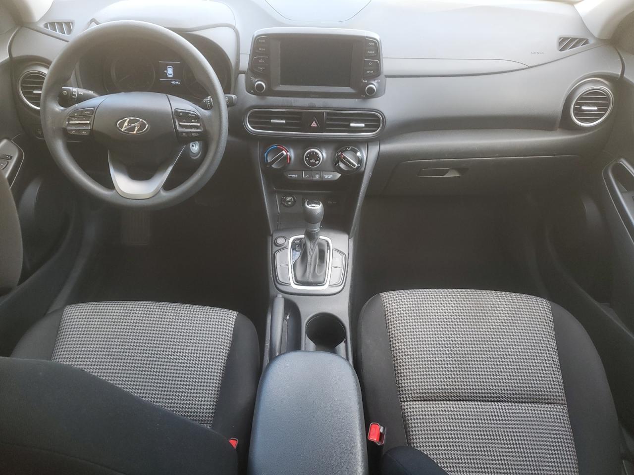HYUNDAI KONA SE