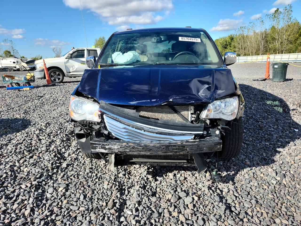 CHRYSLER TOWN & COUNTRY TOURING L