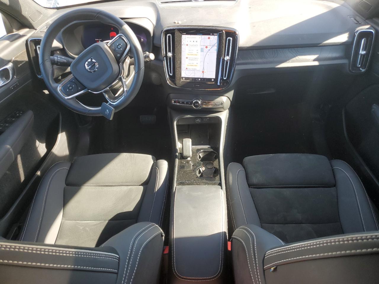 VOLVO C40 RECHARGE ULTIMATE