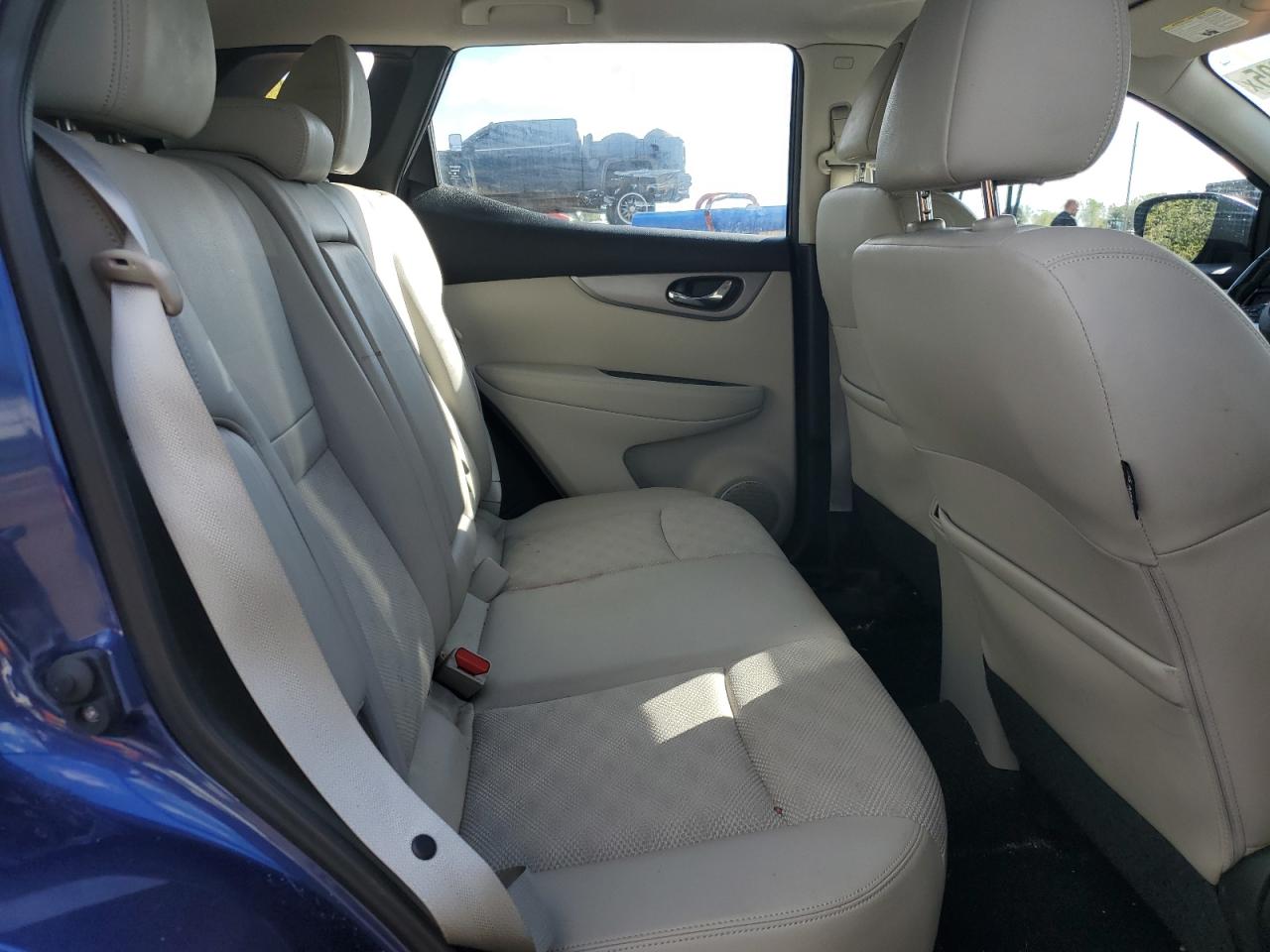 NISSAN ROGUE SPORT S