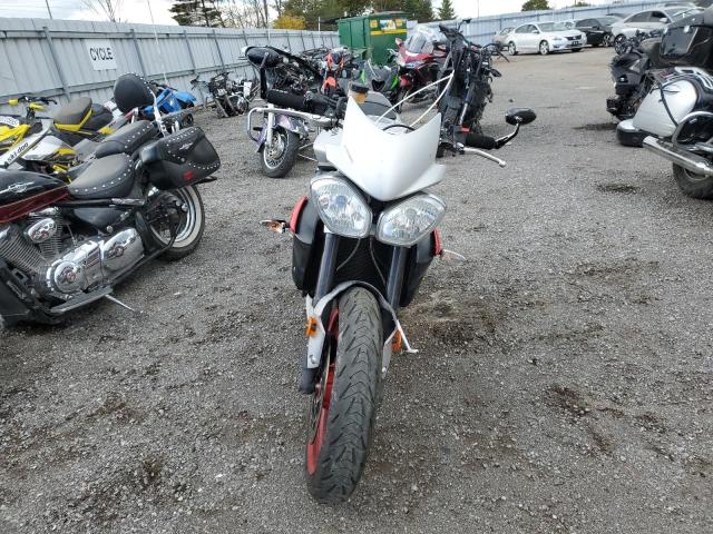 2015 TRIUMPH MOTORCYCLE STREET TRI SMTL03NE0FT689288