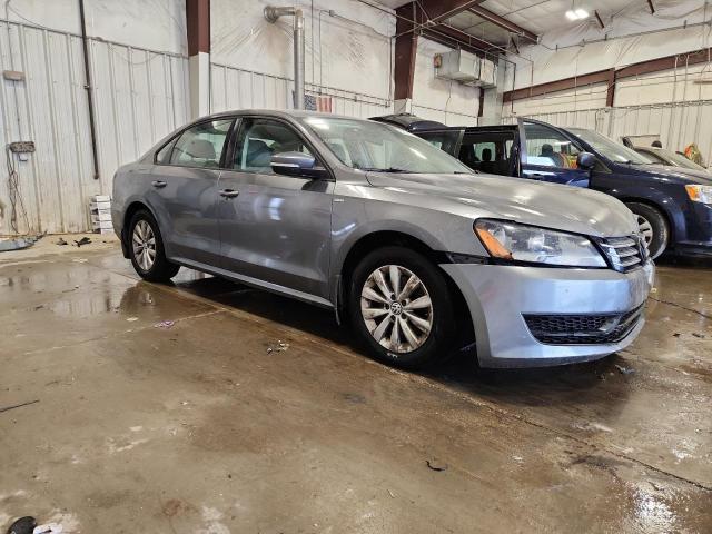 2015 VOLKSWAGEN PASSAT S - 1VWAS7A31FC007513