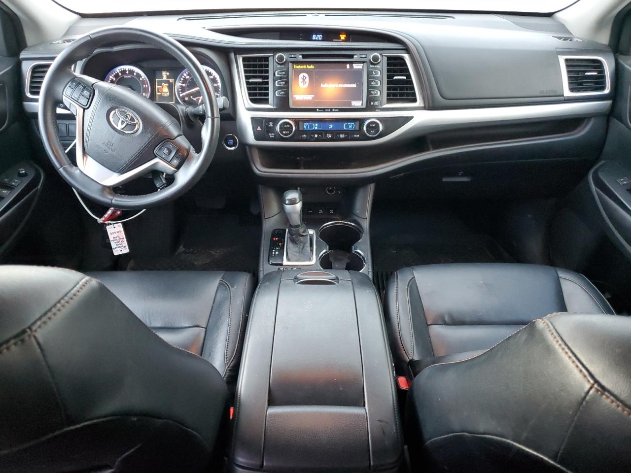 TOYOTA HIGHLANDER XLE