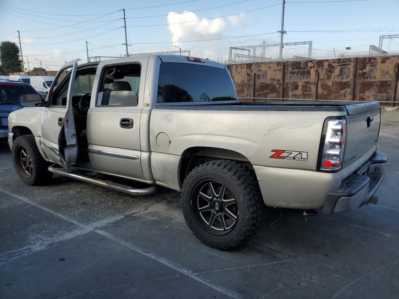 Lot #3285967563 2005 GMC NEW SIERRA K1500