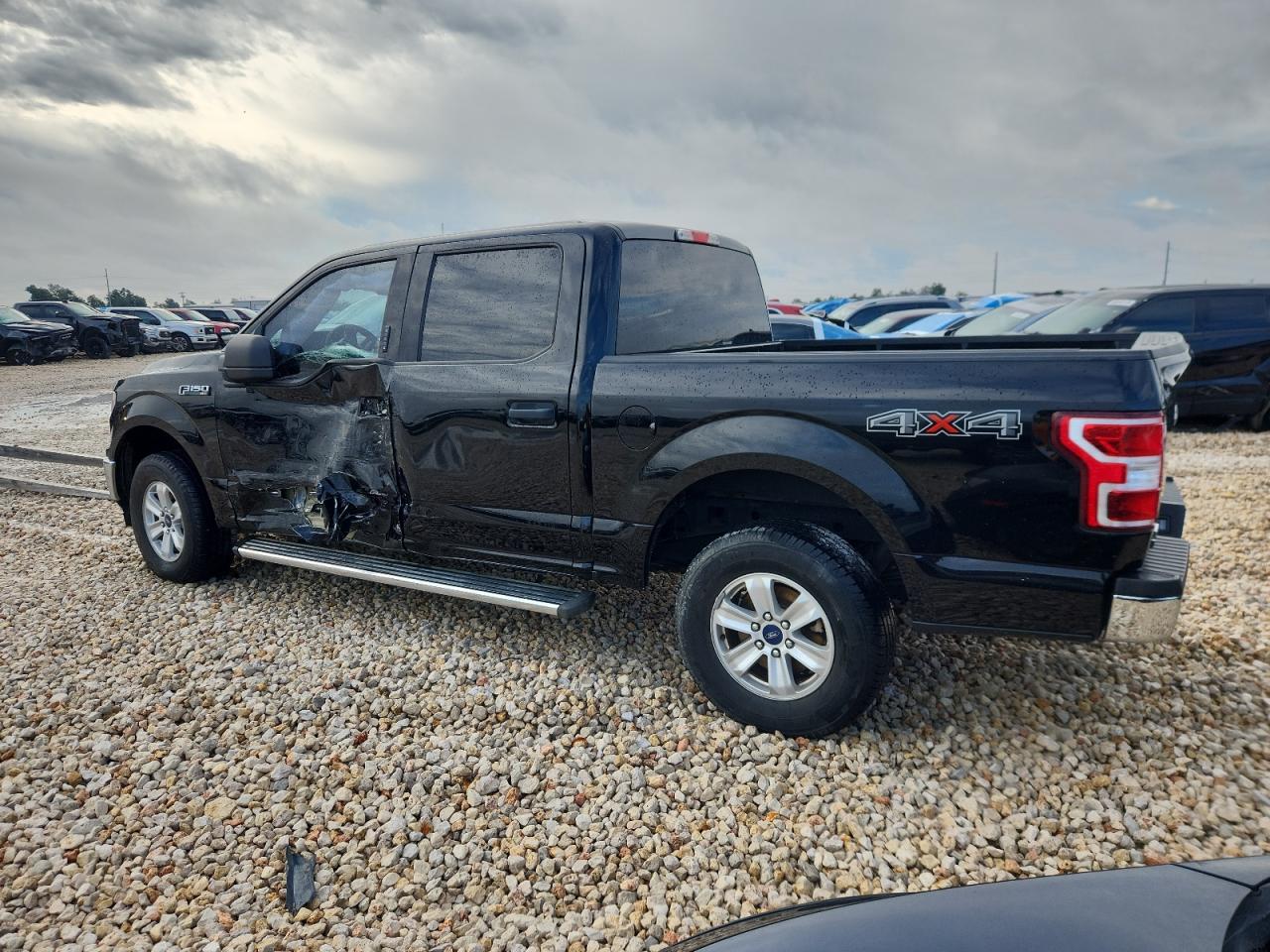 FORD F-150 SUPERCREW